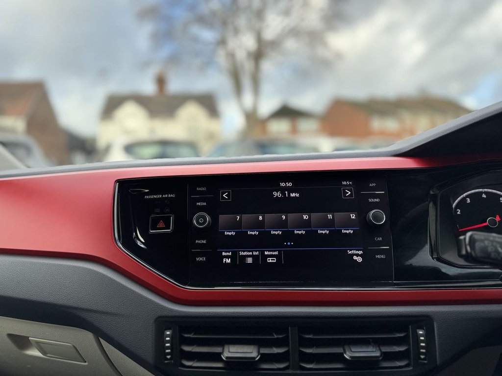 Used Volkswagen Polo 2018 for sale - 76910533: Photo 16