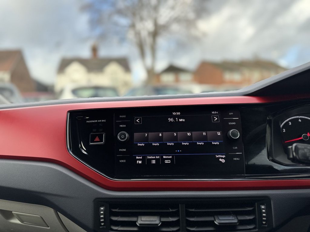 Used Volkswagen Polo 2018 for sale - 76910533: Photo 18