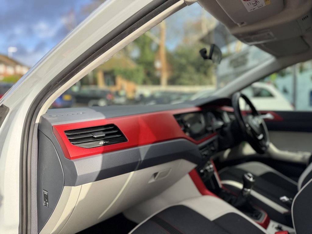 Used Volkswagen Polo 2018 for sale - 76910533: Photo 27