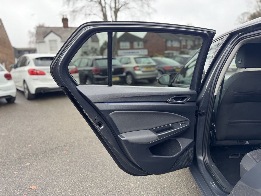 Used Volkswagen Golf 2022 for sale - 76654585: Photo 28