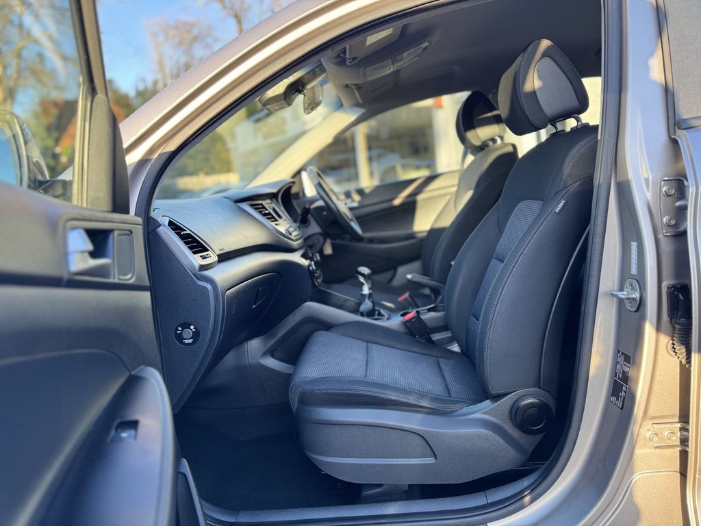 Used Hyundai TUCSON 2017 for sale - 77919876: Photo 13