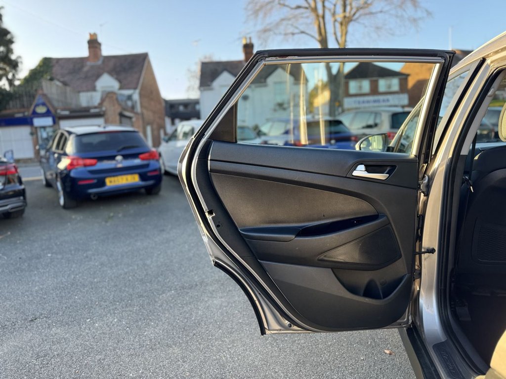 Used Hyundai TUCSON 2017 for sale - 77919876: Photo 30