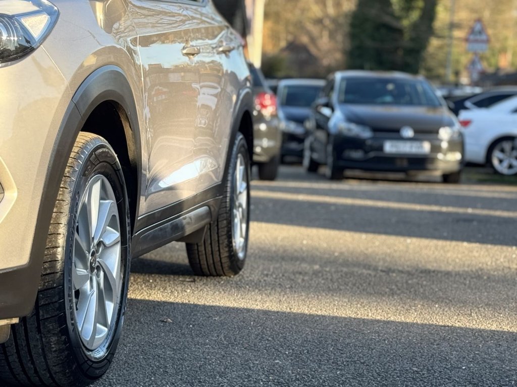 Used Hyundai TUCSON 2017 for sale - 77919876: Photo 50