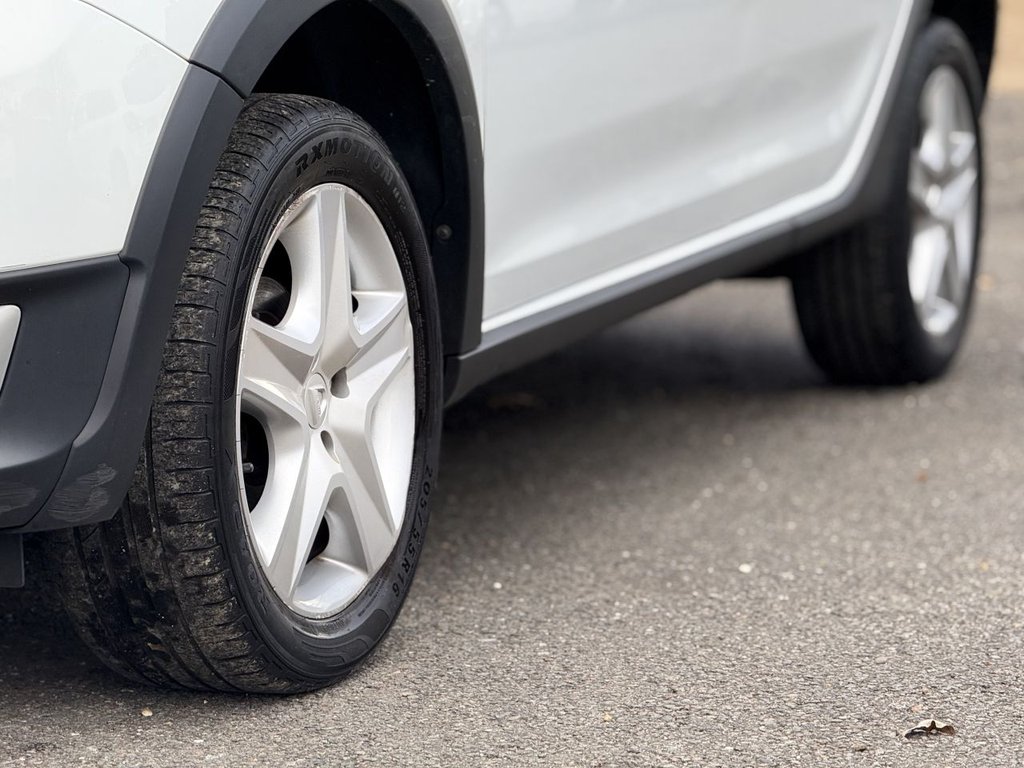 Used Dacia Sandero Stepway 2016 for sale - 76848368: Photo 24