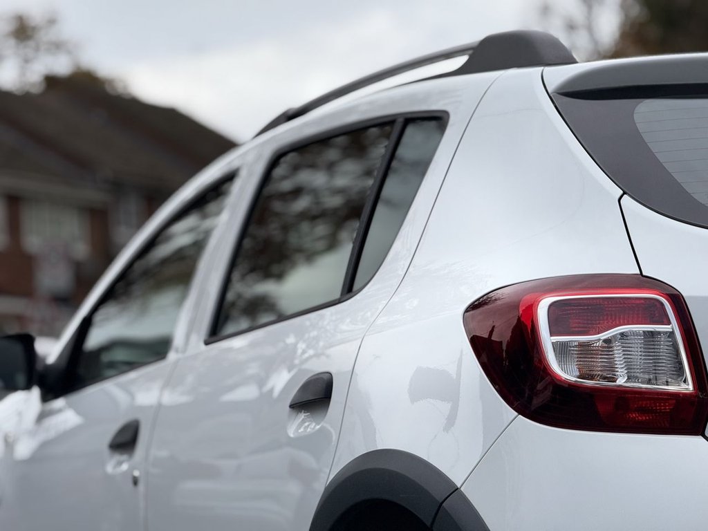 Used Dacia Sandero Stepway 2016 for sale - 76848368: Photo 29