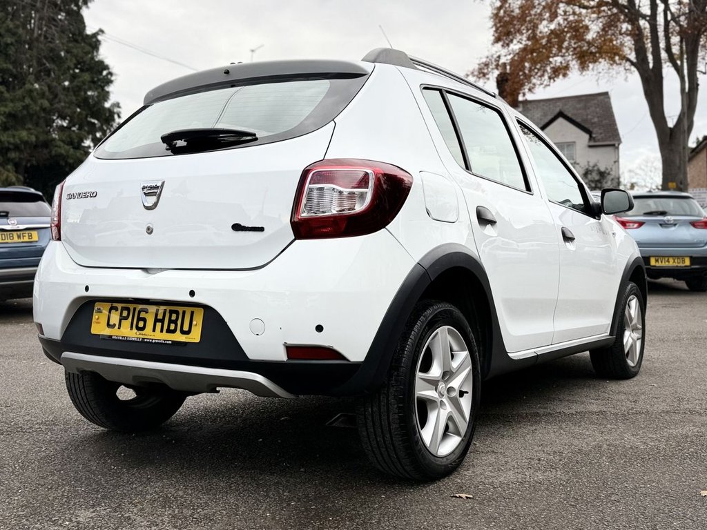 Used Dacia Sandero Stepway 2016 for sale - 76848368: Photo 32