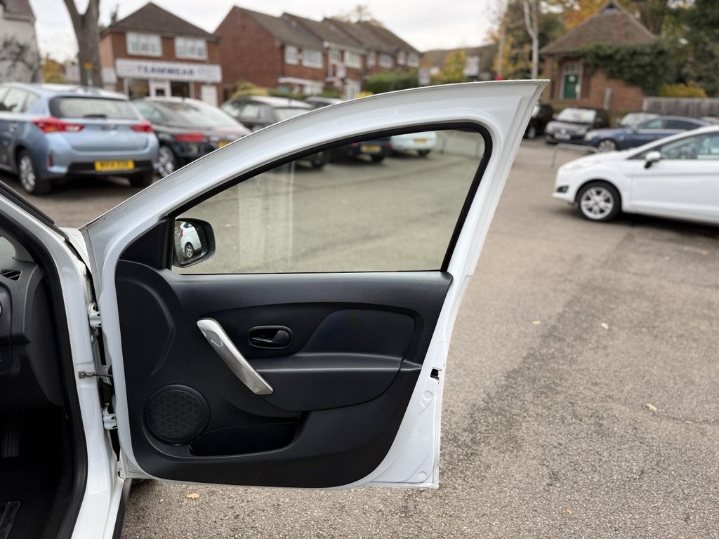 Used Dacia Sandero Stepway 2016 for sale - 76848368: Photo 42