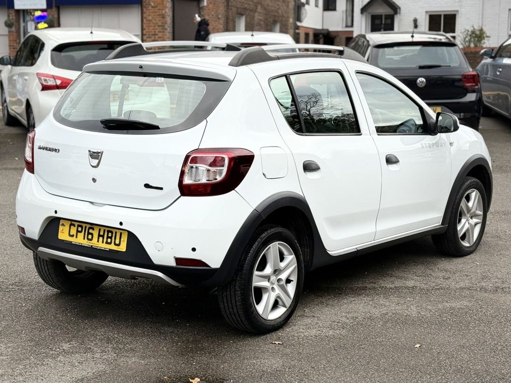 Used Dacia Sandero Stepway 2016 for sale - 76848368: Photo 9