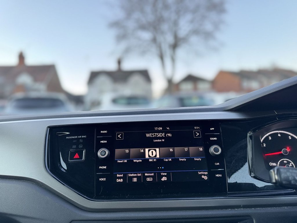 Used Volkswagen Polo 2018 for sale - 77139413: Photo 50