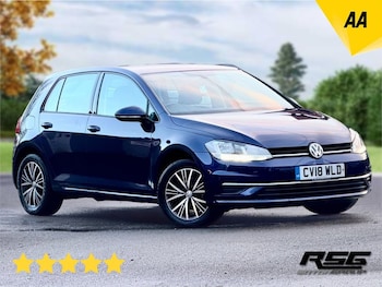 Used Volkswagen Golf 2018 for sale - 77355632: Photo