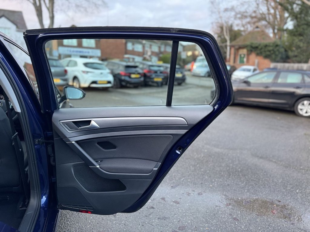 Used Volkswagen Golf 2018 for sale - 77355632: Photo 40