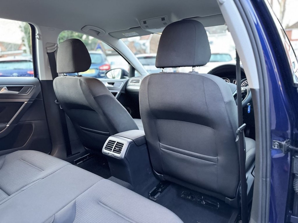 Used Volkswagen Golf 2018 for sale - 77355632: Photo 41