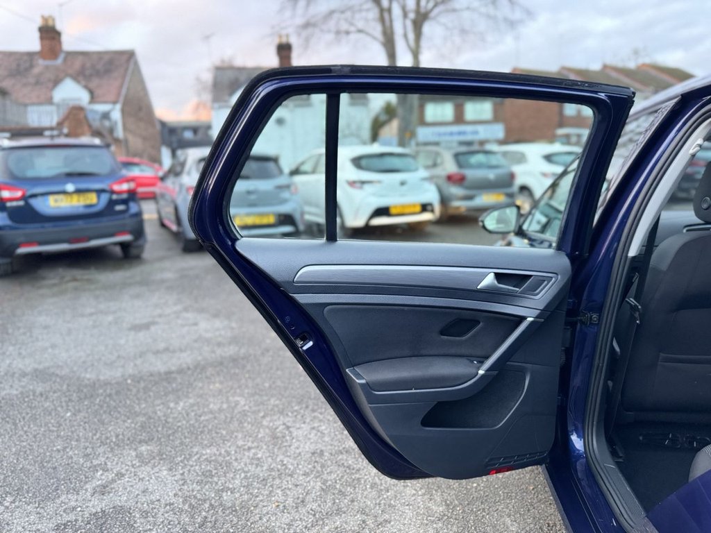 Used Volkswagen Golf 2018 for sale - 77355632: Photo 42