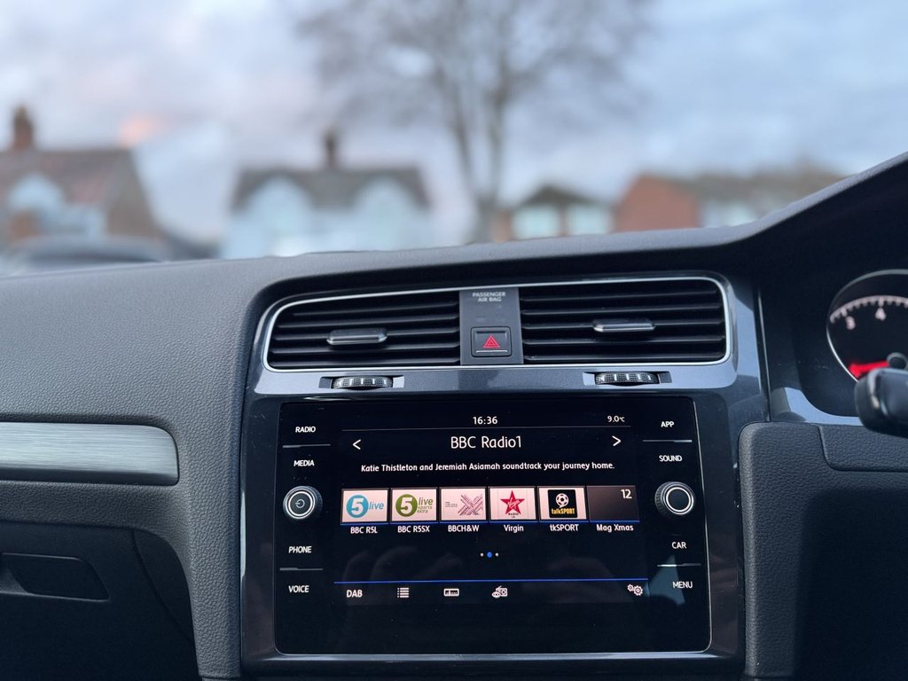 Used Volkswagen Golf 2018 for sale - 77355632: Photo 45