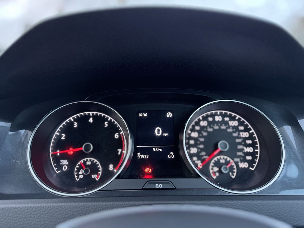 Used Volkswagen Golf 2018 for sale - 77355632: Photo 48