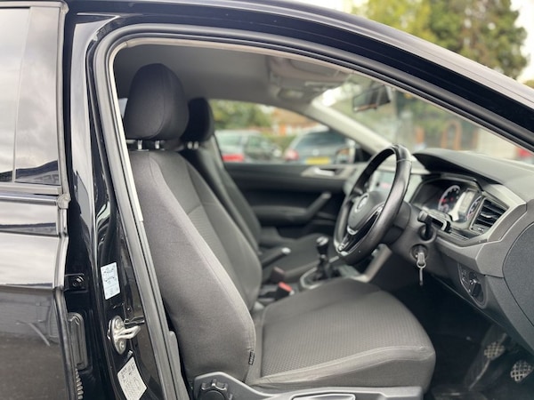 Used Volkswagen Polo 2018 for sale - 76176175: Photo 12