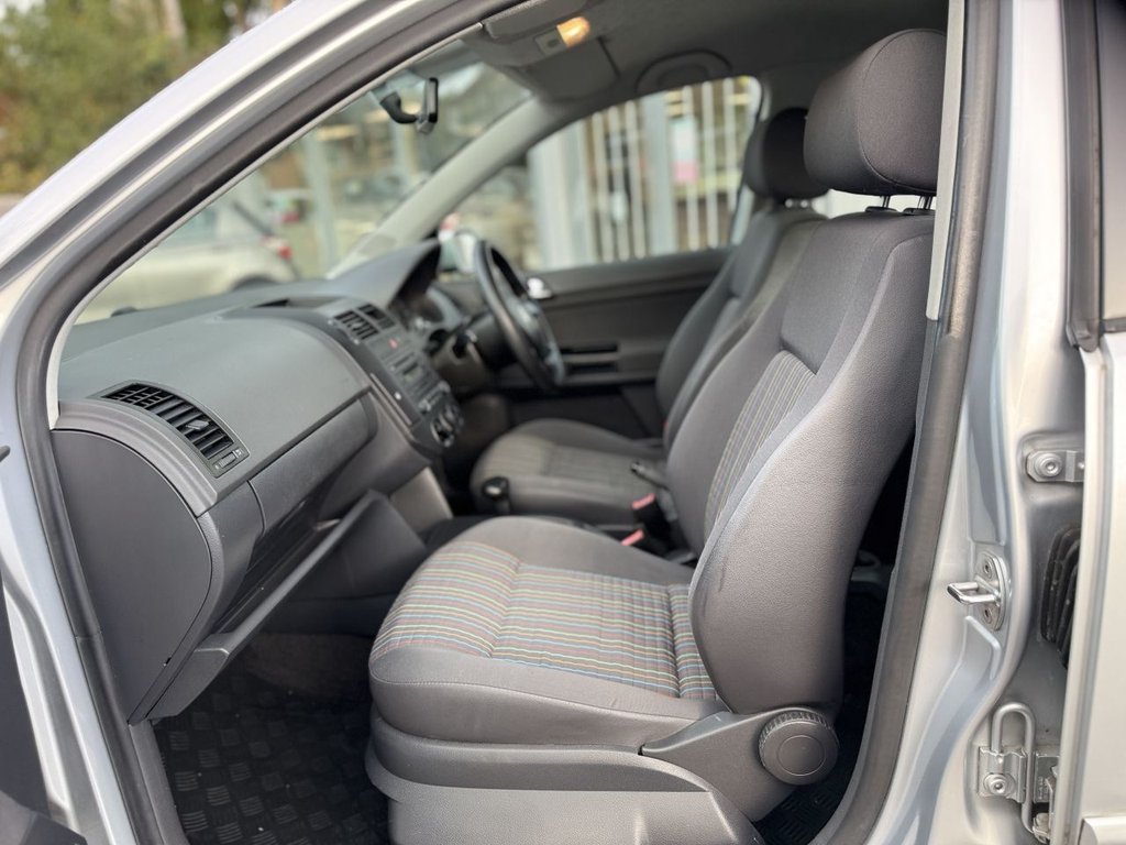 Used Volkswagen Polo 2005 for sale - 76950095: Photo 12