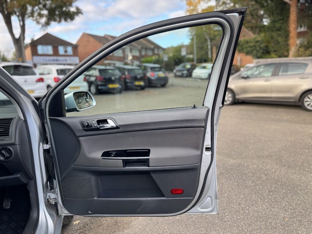 Used Volkswagen Polo 2005 for sale - 76950095: Photo 30