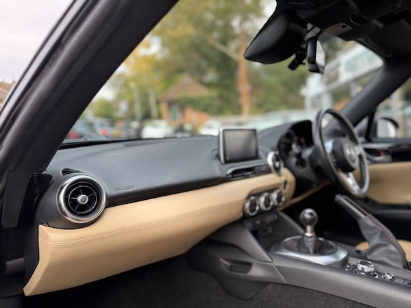 Used Mazda MX-5 2015 for sale - 76228960: Photo 17