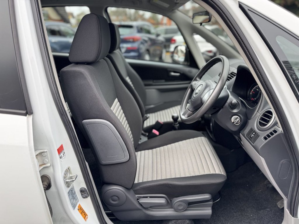 Used Suzuki SX4 2015 for sale - 76883149: Photo 12