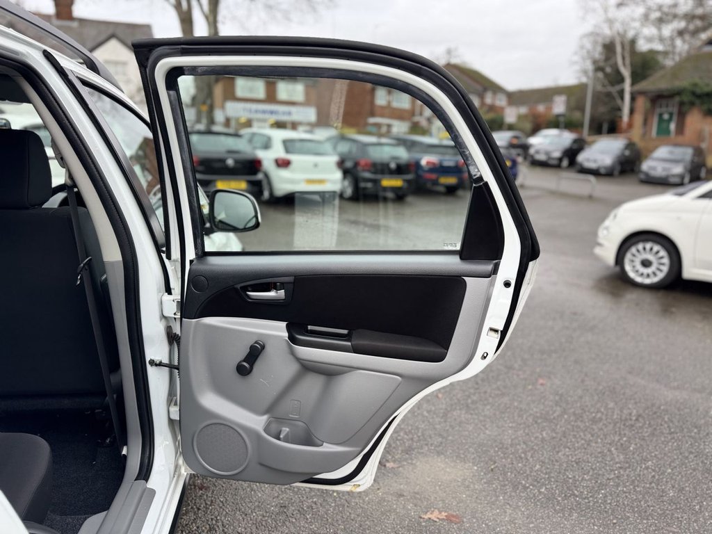 Used Suzuki SX4 2015 for sale - 76883149: Photo 37