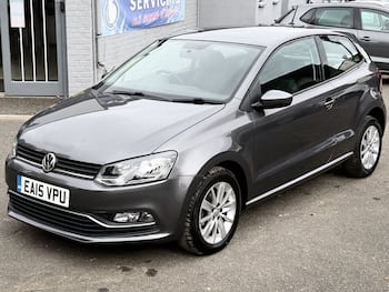 Used Volkswagen Polo 2015 for sale - 79708591: Photo