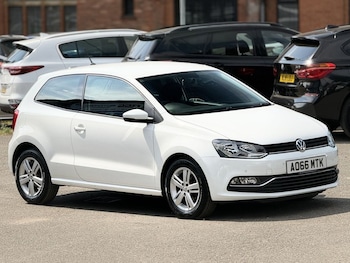 Used Volkswagen Polo 2016 for sale - 79221242: Photo