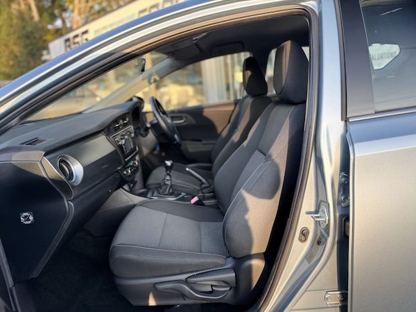 Used Toyota Auris 2014 for sale - 76261400: Photo 21
