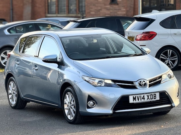 Used Toyota Auris 2014 for sale - 76261400: Photo 3