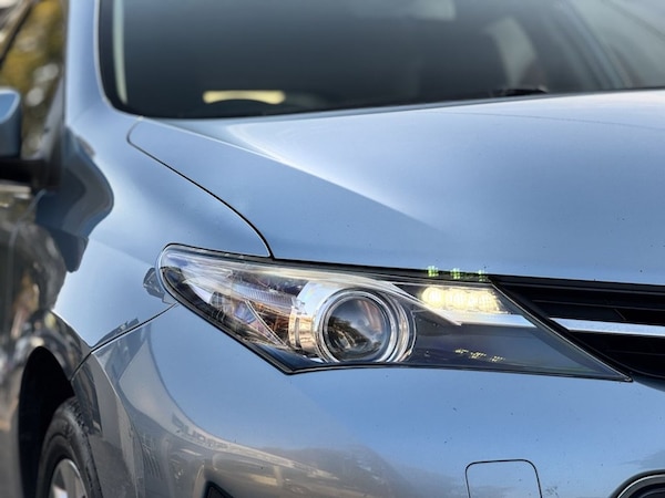 Used Toyota Auris 2014 for sale - 76261400: Photo 42