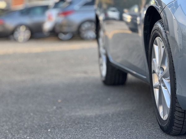 Used Toyota Auris 2014 for sale - 76261400: Photo 44