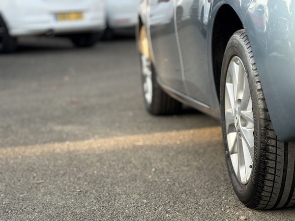 Used Toyota Auris 2014 for sale - 76261400: Photo 48