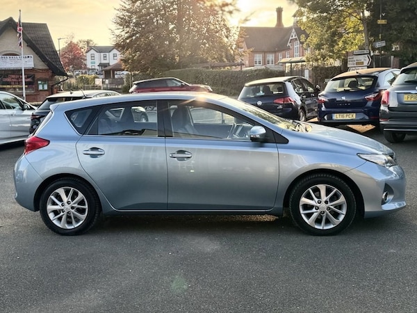 Used Toyota Auris 2014 for sale - 76261400: Photo 7