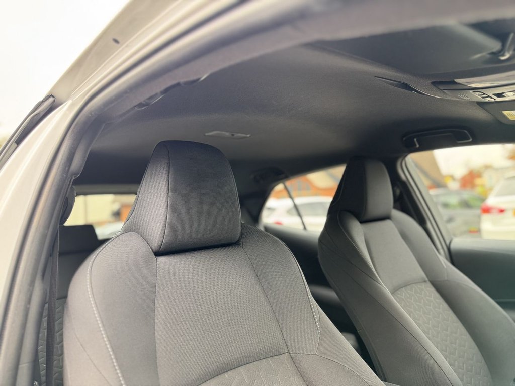 Used Toyota Corolla 2020 for sale - 76322907: Photo 29