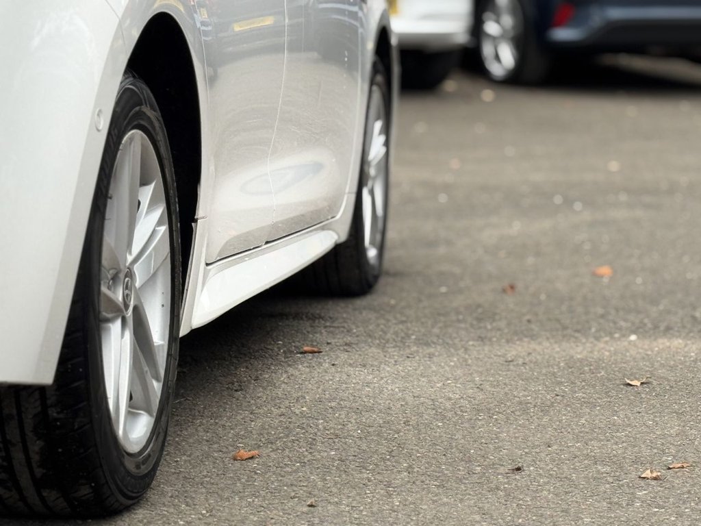 Used Toyota Corolla 2020 for sale - 76322907: Photo 30