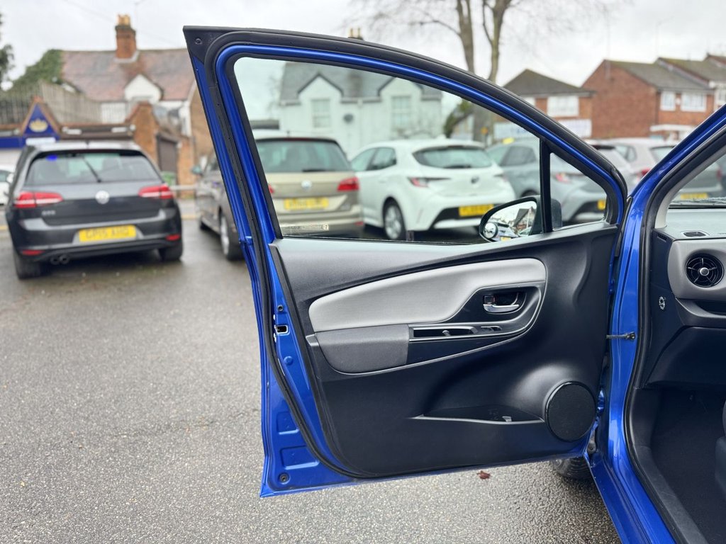 Used Toyota Yaris 2018 for sale - 77780284: Photo 48