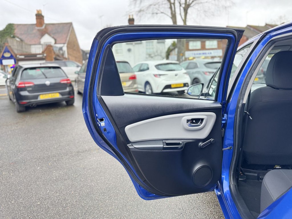 Used Toyota Yaris 2018 for sale - 77780284: Photo 49