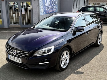 Used Volvo V60 2016 for sale - 79313211: Photo
