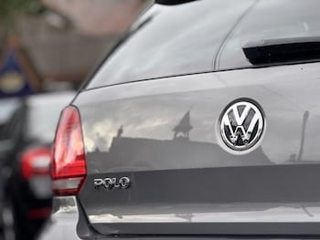 Used Volkswagen Polo 2017 for sale - 76820602: Photo