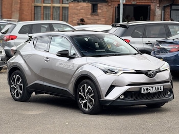 Used Toyota C-HR 2018 for sale - 75842824: Photo