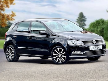 Used Volkswagen Polo 2017 for sale - 78350272: Photo
