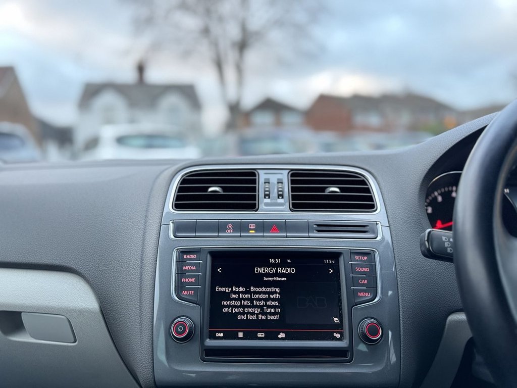 Used Volkswagen Polo 2015 for sale - 77121496: Photo 18