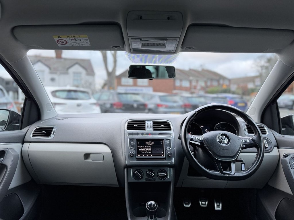 Used Volkswagen Polo 2015 for sale - 77121496: Photo 19