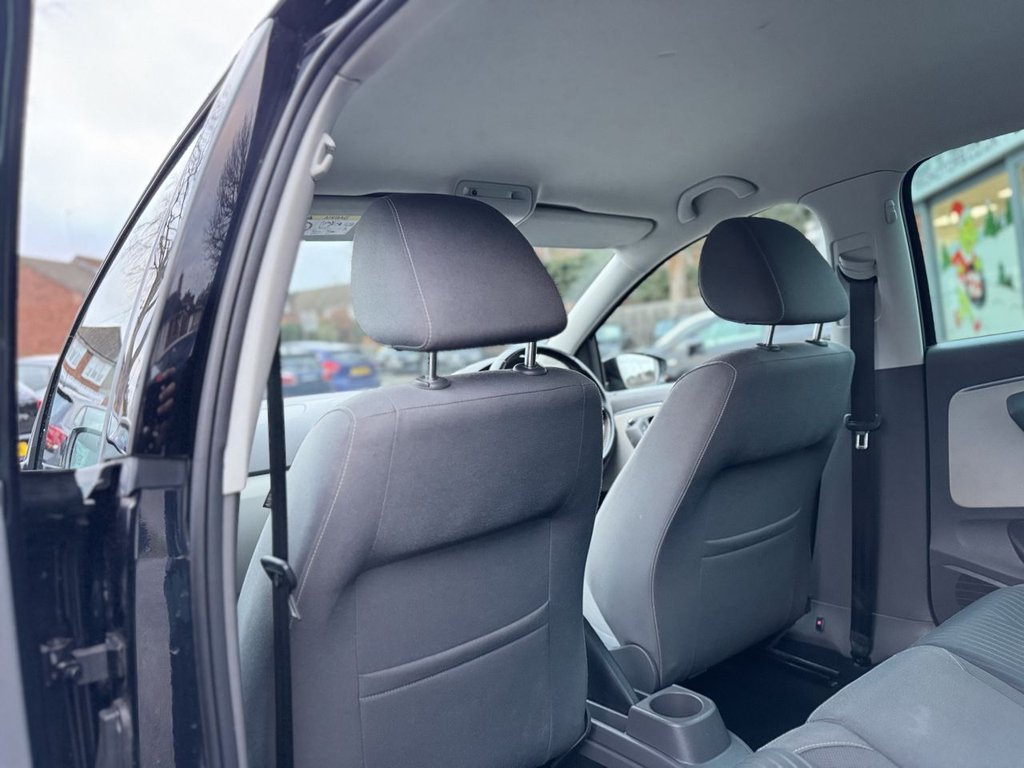 Used Volkswagen Polo 2015 for sale - 77121496: Photo 24