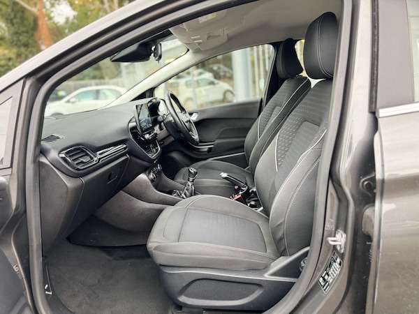 Used Ford Fiesta 2018 for sale - 76303600: Photo 13