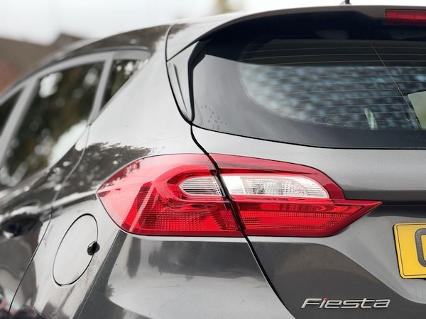 Used Ford Fiesta 2018 for sale - 76303600: Photo 37