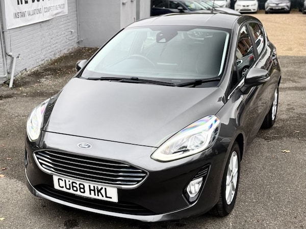 Used Ford Fiesta 2018 for sale - 76303600: Photo 41