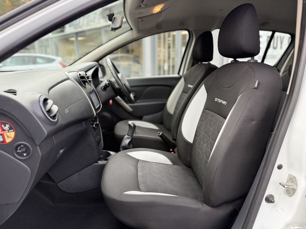 Used Dacia Sandero Stepway 2016 for sale - 76604702: Photo 13