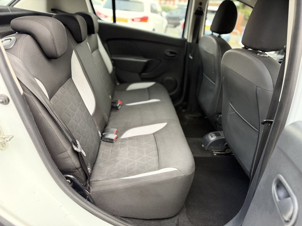 Used Dacia Sandero Stepway 2016 for sale - 76604702: Photo 14