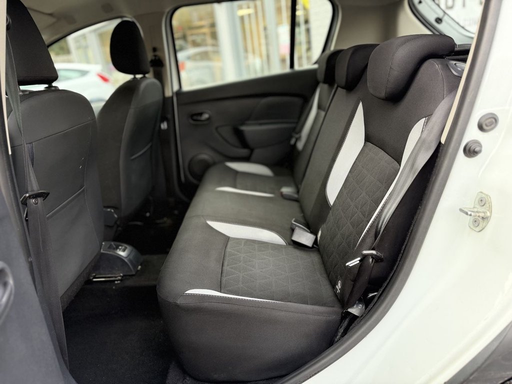 Used Dacia Sandero Stepway 2016 for sale - 76604702: Photo 15